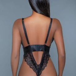 Lingerie BeWicked Stunning 2012 Estella Bodysuit