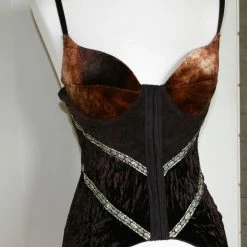 Flirty Kitty Velvet Flare Corset